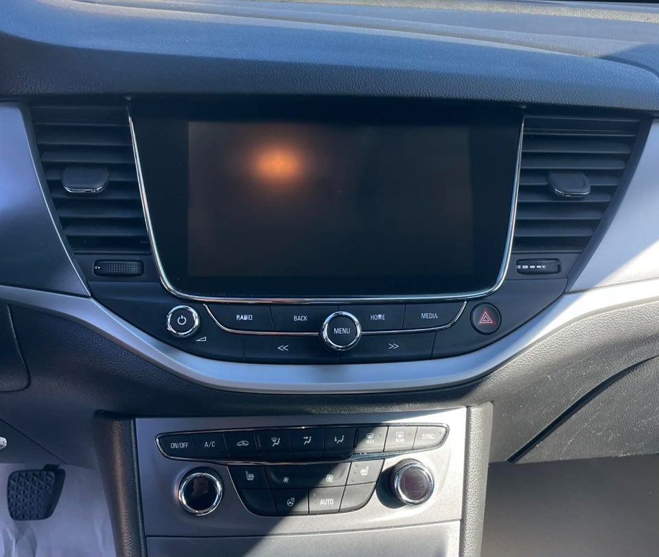 Opel Astra 1,0 T 105 Enjoy Sports Tourer 5d