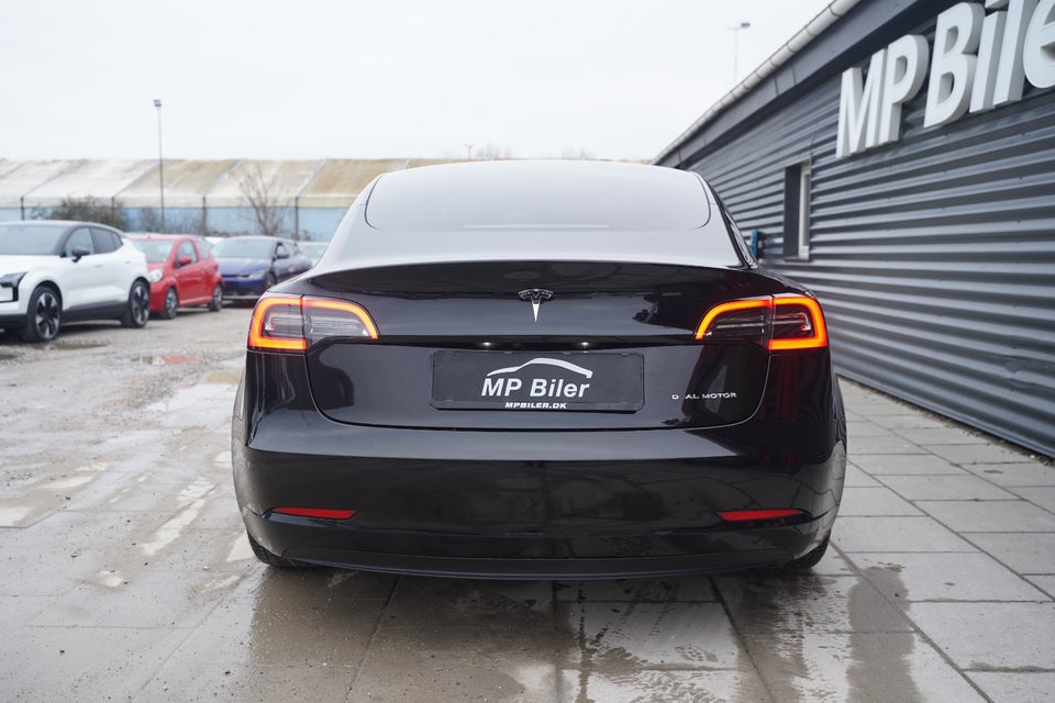 Tesla Model 3 Long Range AWD 4d