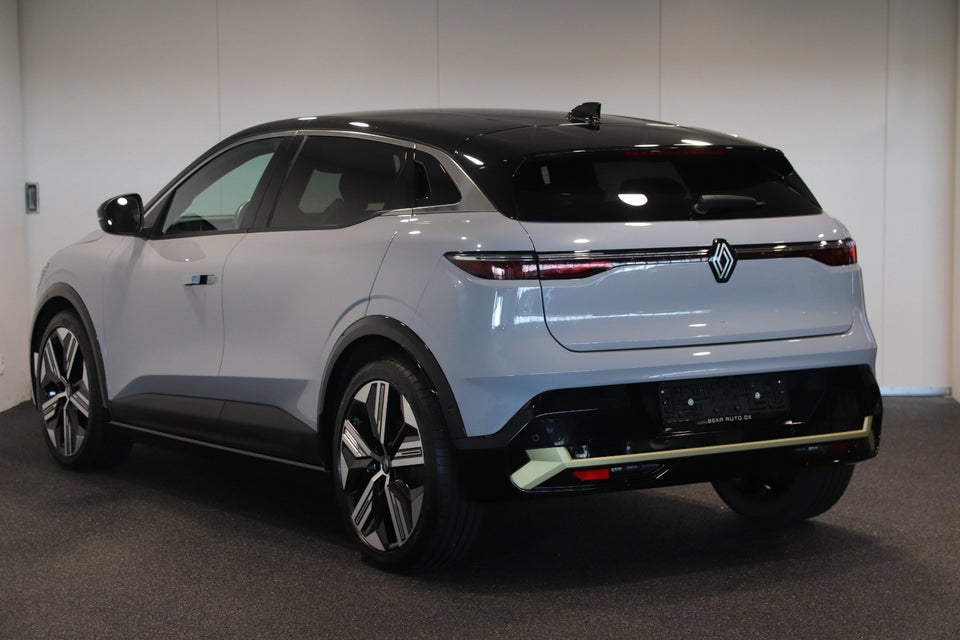 Renault Megane E-Tech 60 Iconic 5d