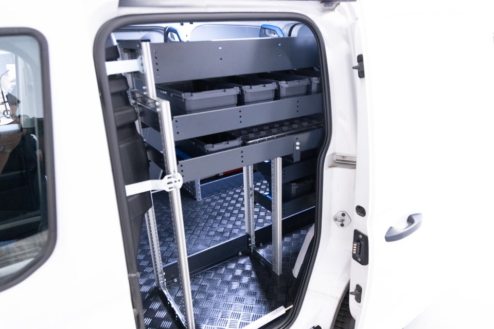 VW Caddy 2,0 TDi 102 Cargo