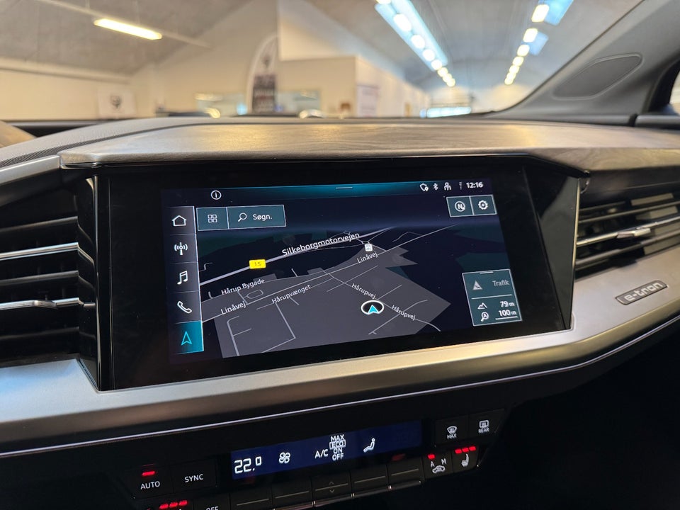 Audi Q4 e-tron 50 S-line quattro 5d