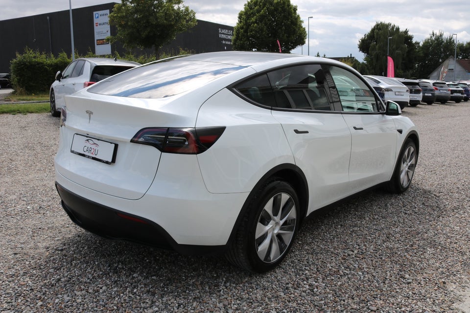 Tesla Model Y Long Range AWD 5d