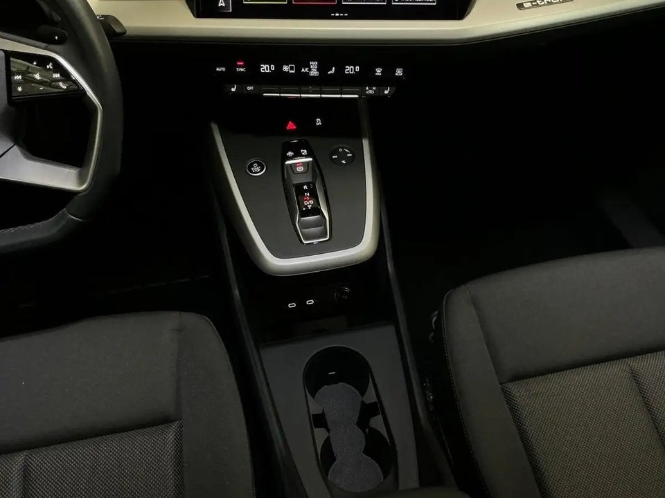 Audi Q4 e-tron 45 S-line 5d