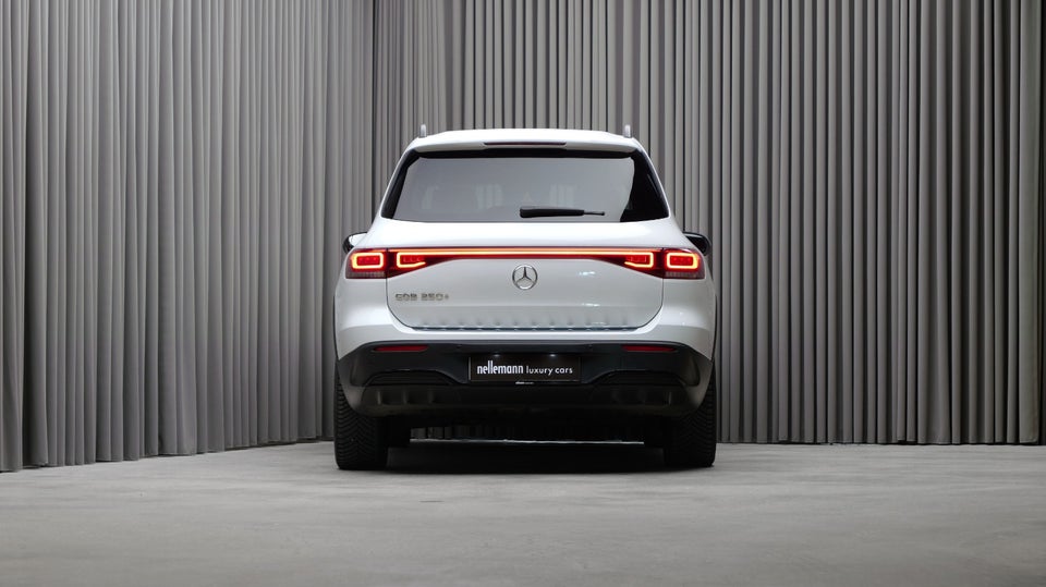 Mercedes EQB250+ AMG Line 7prs 5d