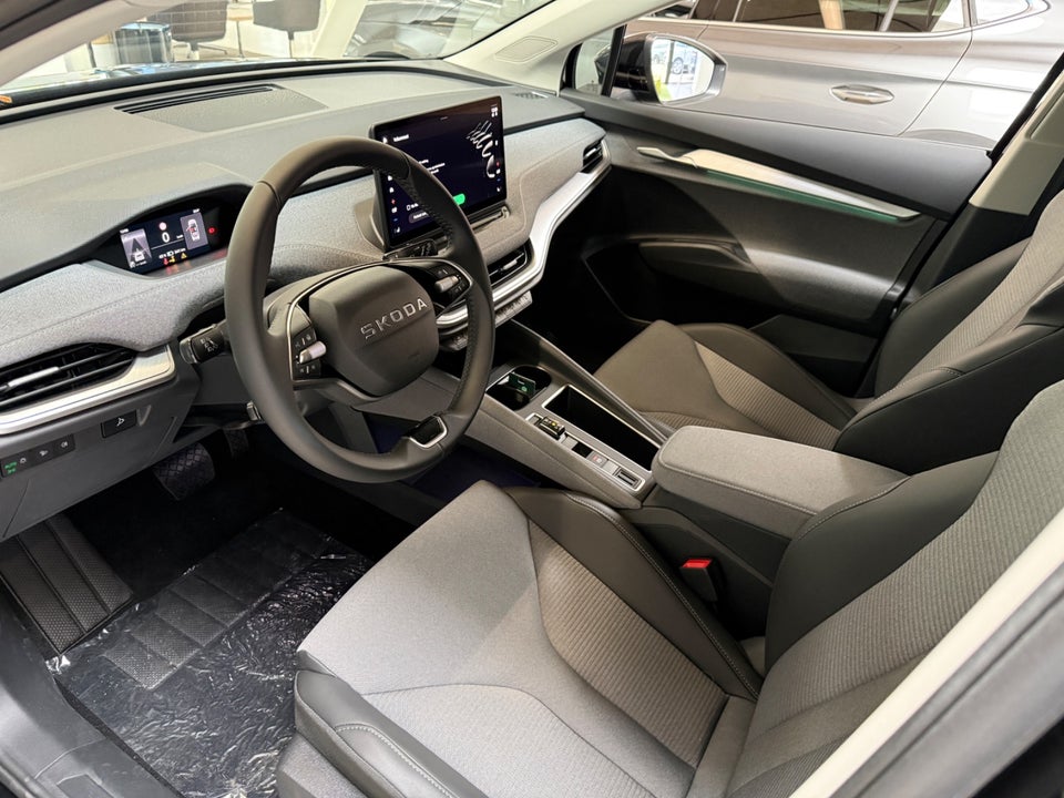 Skoda Enyaq 85 iV Selection Premium 5d