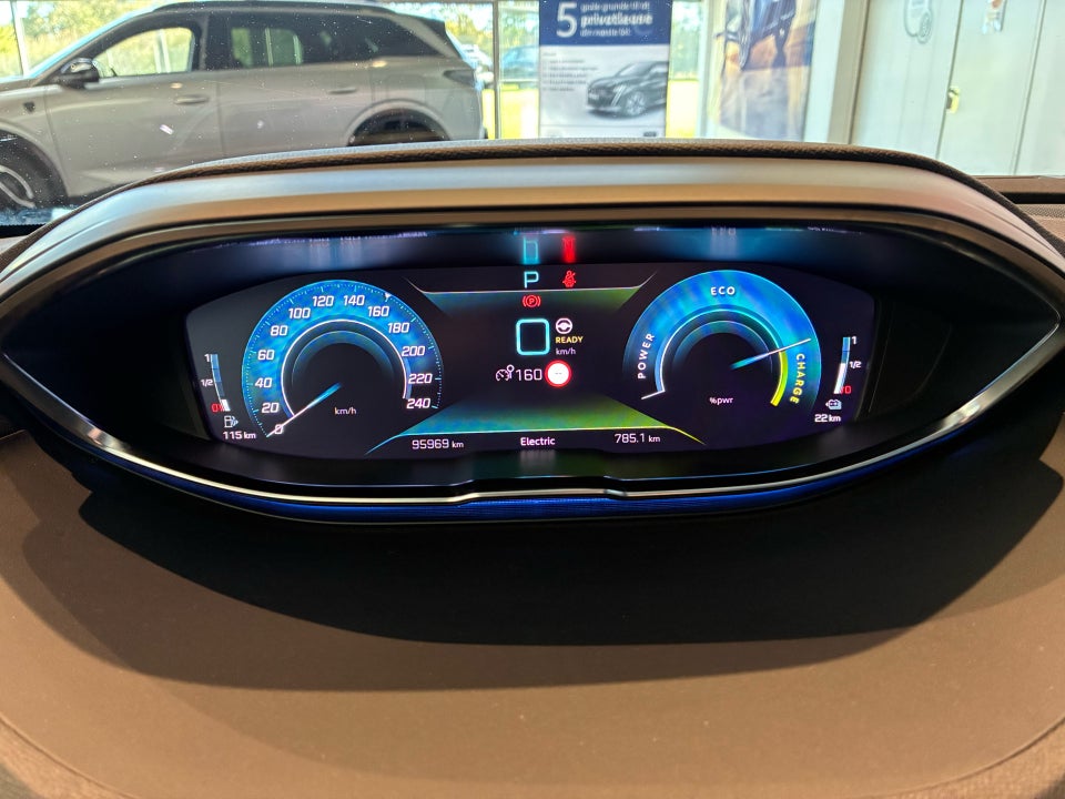 Peugeot 3008 1,6 Hybrid Allure Pack Limited EAT8 5d