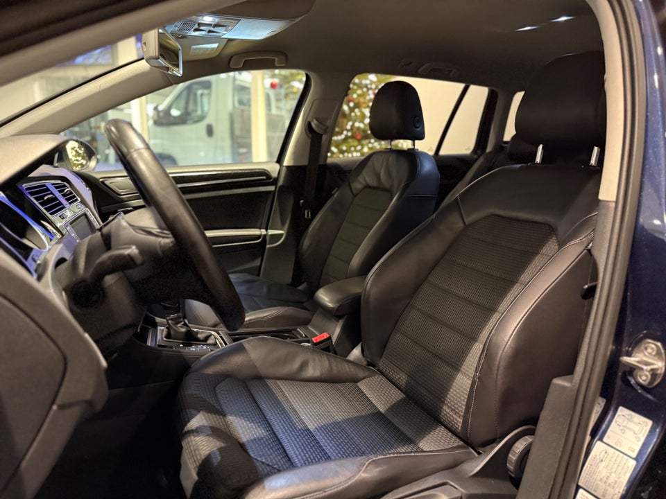 VW Golf VII 2,0 TDi 150 Comfortline Variant BM 5d