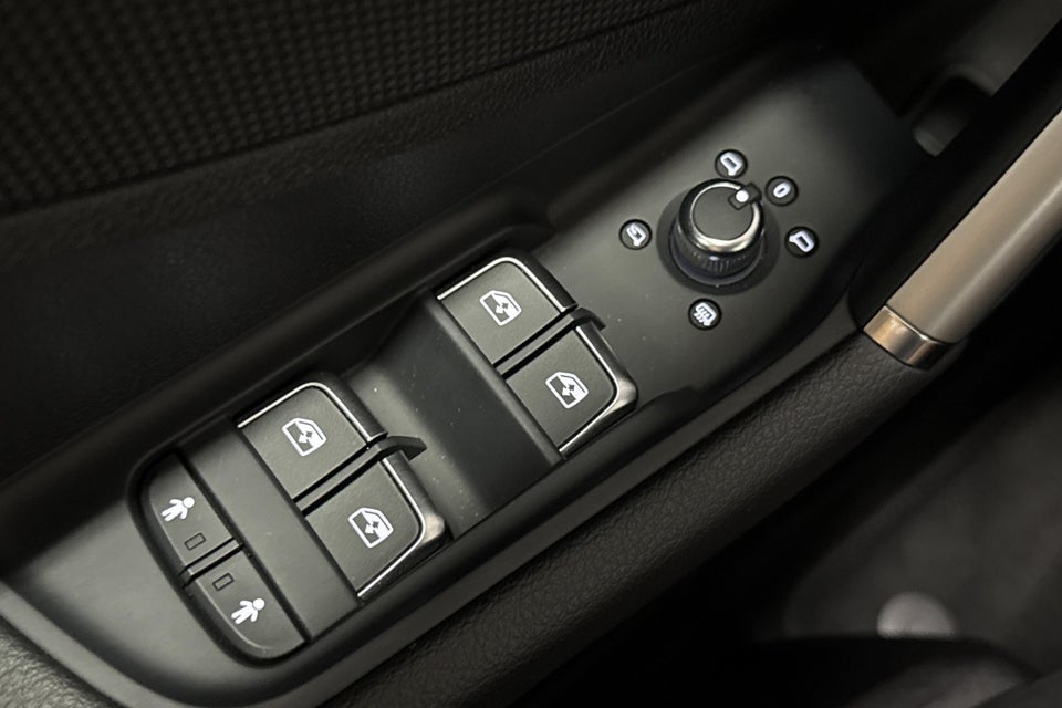Audi Q2 35 TFSi S-line S-tr. 5d
