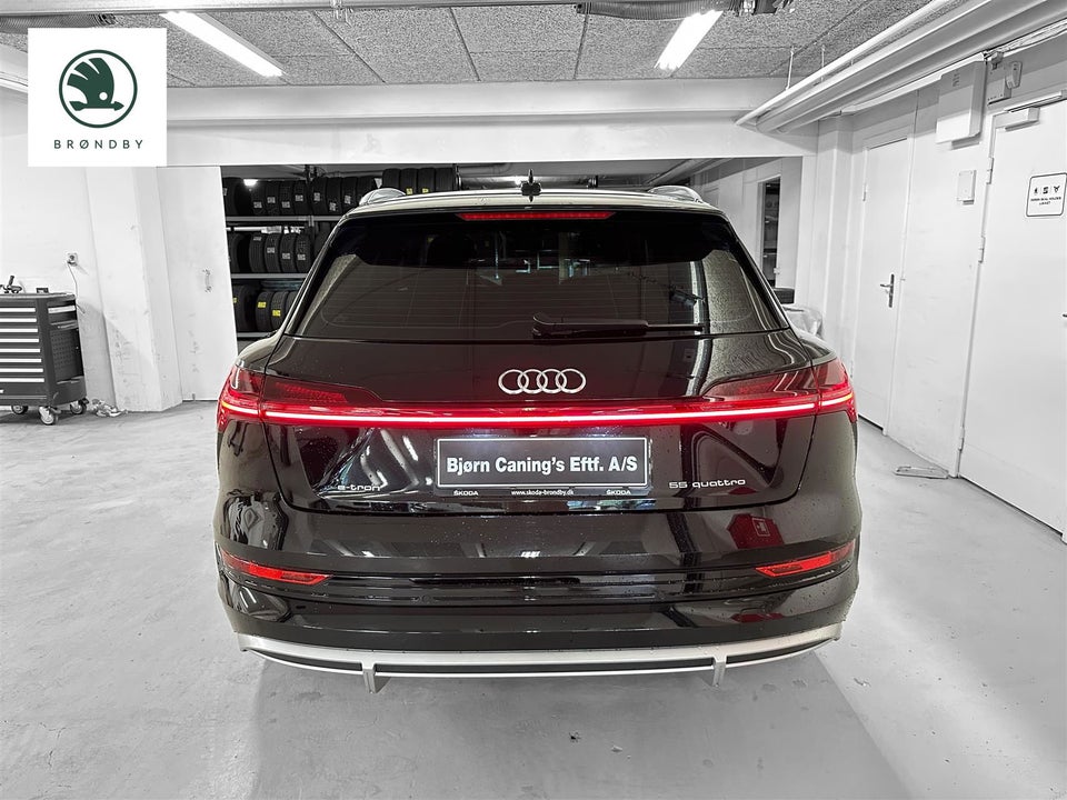 Audi e-tron 55 S-line quattro 5d