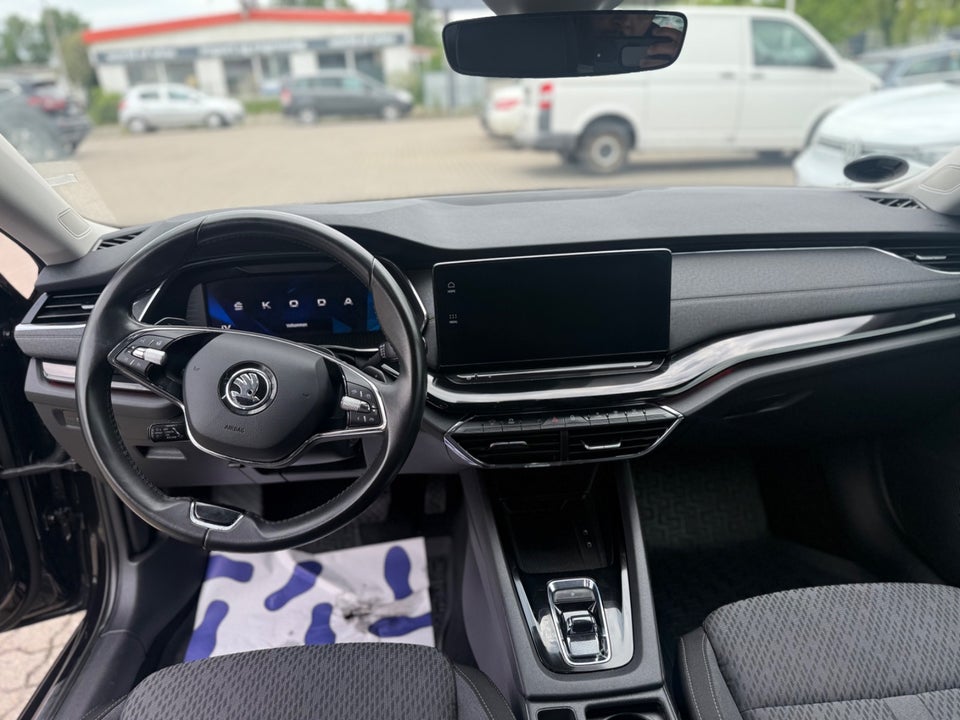 Skoda Octavia 1,4 TSi iV Plus Combi DSG 5d