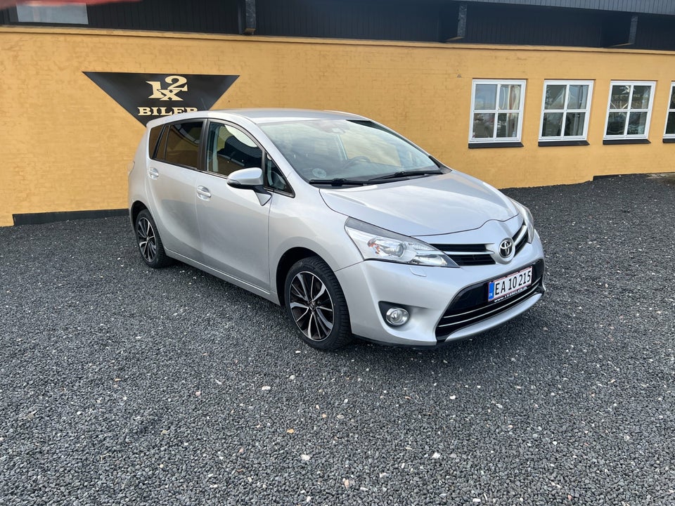 Toyota Verso 1,8 VVT-i T2 Premium 7prs 5d