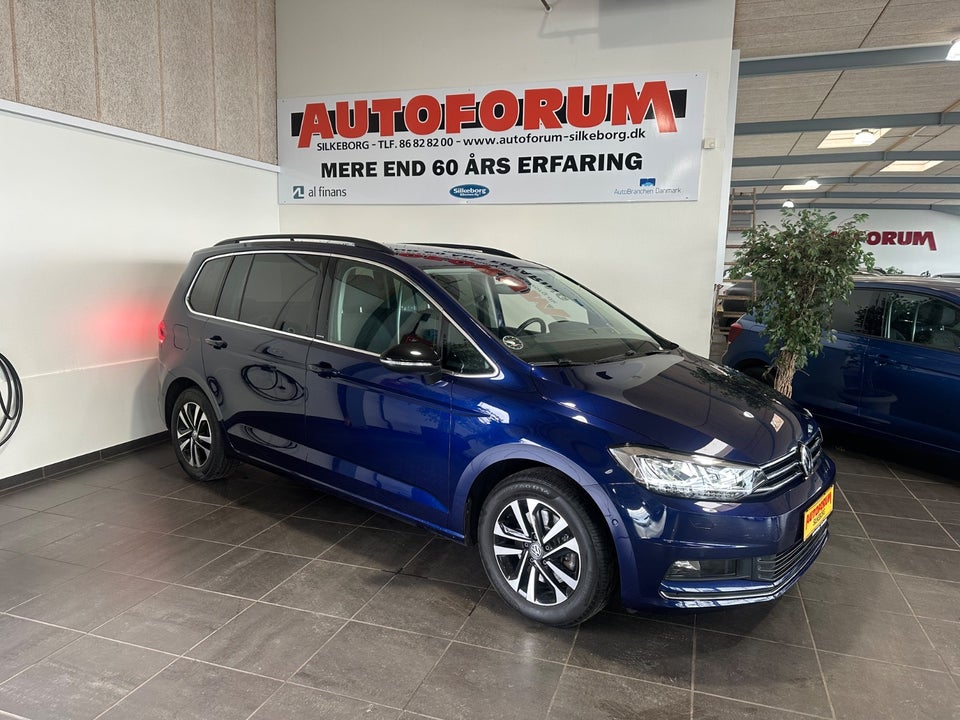 VW Touran 2,0 TDi 150 IQ.Drive DSG Van 5d
