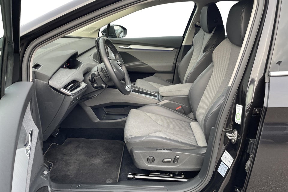 Skoda Enyaq 60 iV Loft 5d