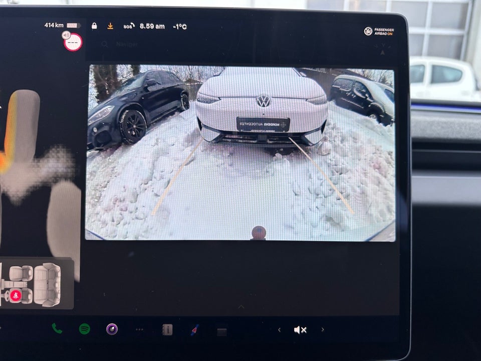 Tesla Model 3 Long Range AWD 4d