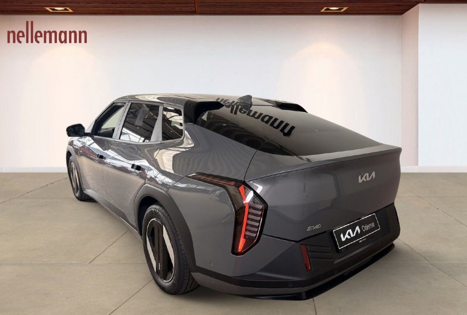 Kia EV4 81 Long Range Prestige Fastback 4d