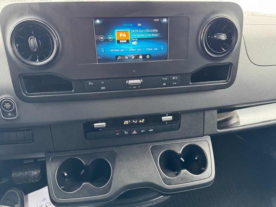 Mercedes Sprinter 214 2,2 CDi A2 Kassevogn aut. FWD