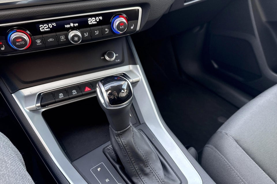 Audi Q3 35 TFSi Advanced Prestige S-tr. 5d