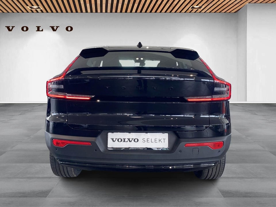 Volvo EC40 Extended Range Black Edition 5d