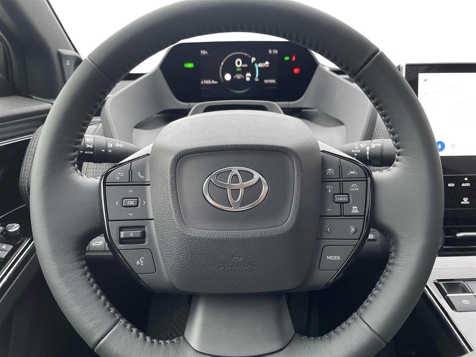 Toyota bZ4X Executive 5d