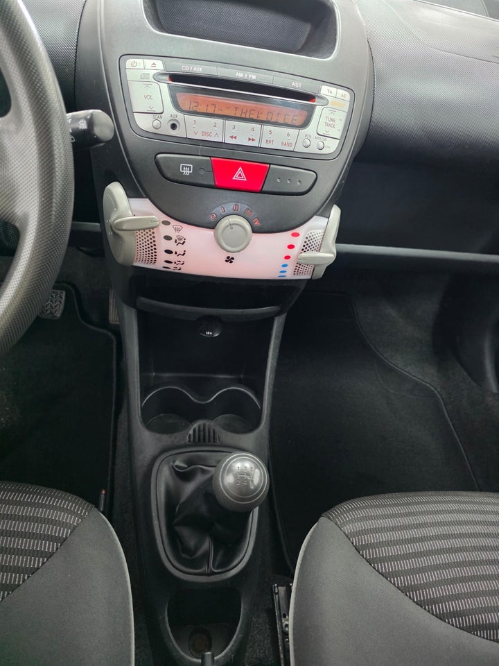 Peugeot 107 1,0 Active 5d