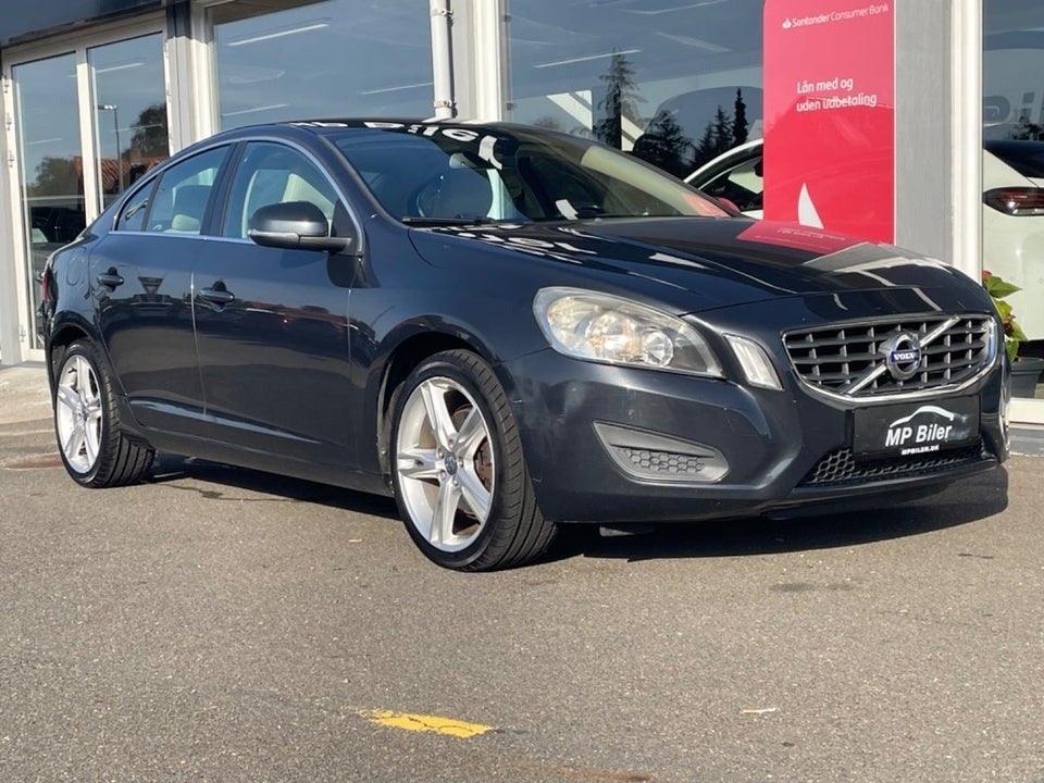 Volvo S60 2,0 D3 163 Summum aut. 4d