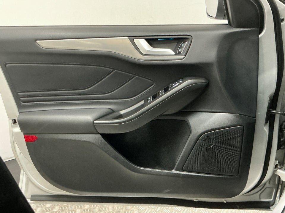 Ford Focus 1,5 EcoBlue Active Business stc. Van 5d