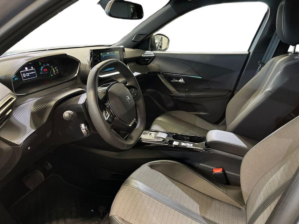 Peugeot e-2008 50 Allure 5d