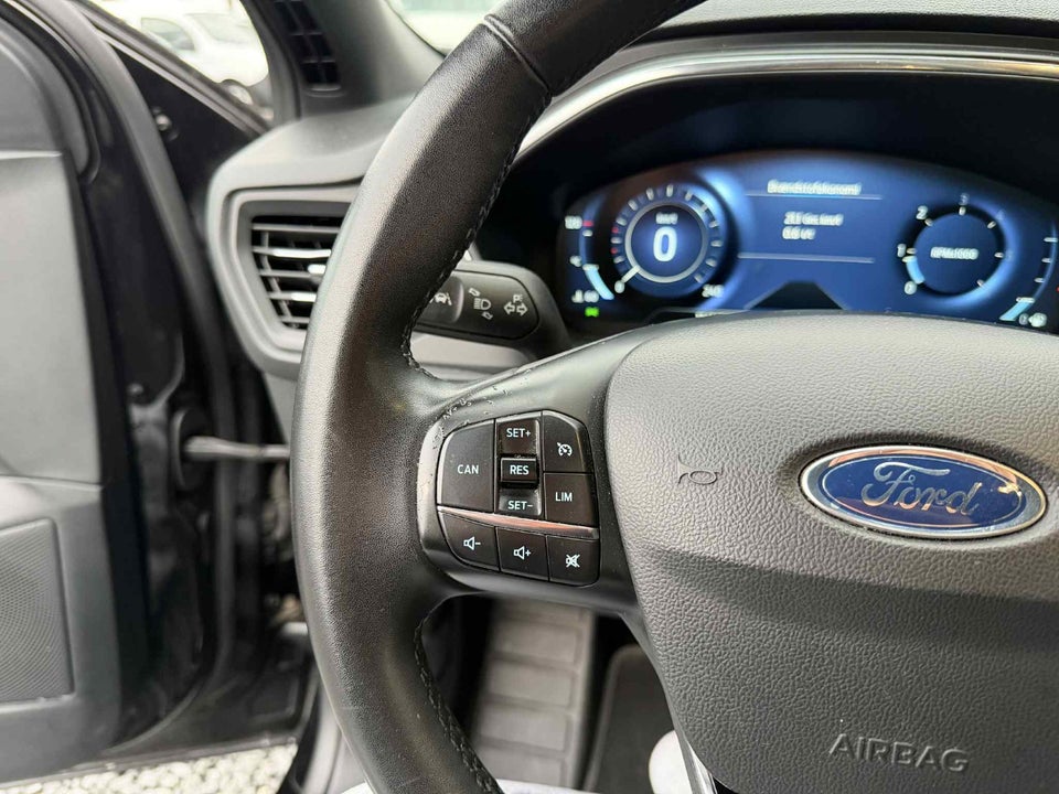 Ford Focus 1,5 EcoBlue Active stc. Van 5d