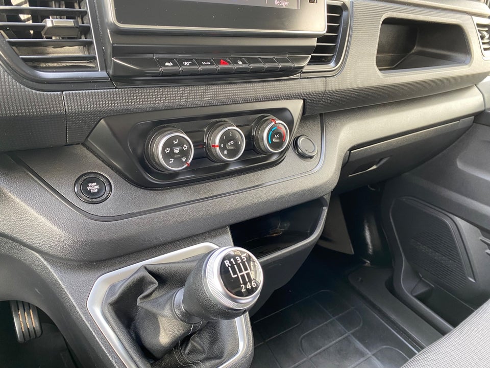 Renault Trafic 2,0 dCi 150 L2H1