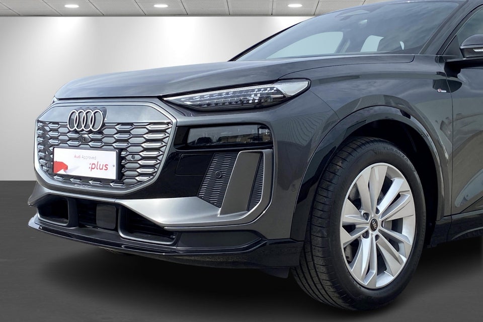 Audi Q6 e-tron Progress plus performance 5d
