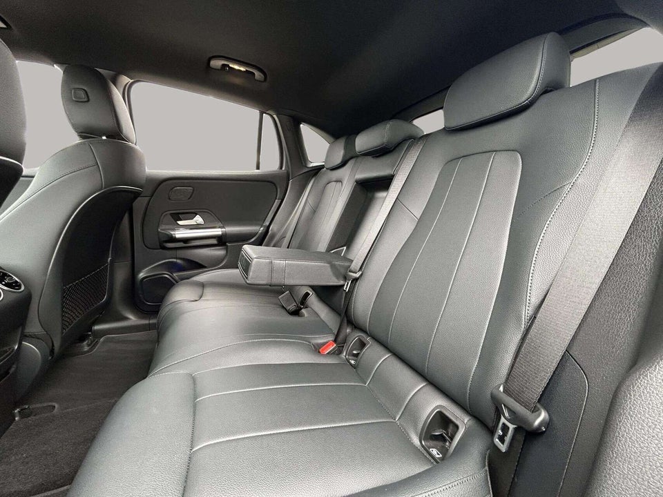 Mercedes EQA250 Progressive 5d