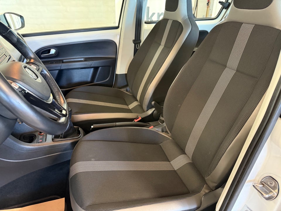 VW Up! 1,0 TSi 90 High Up! BMT 5d