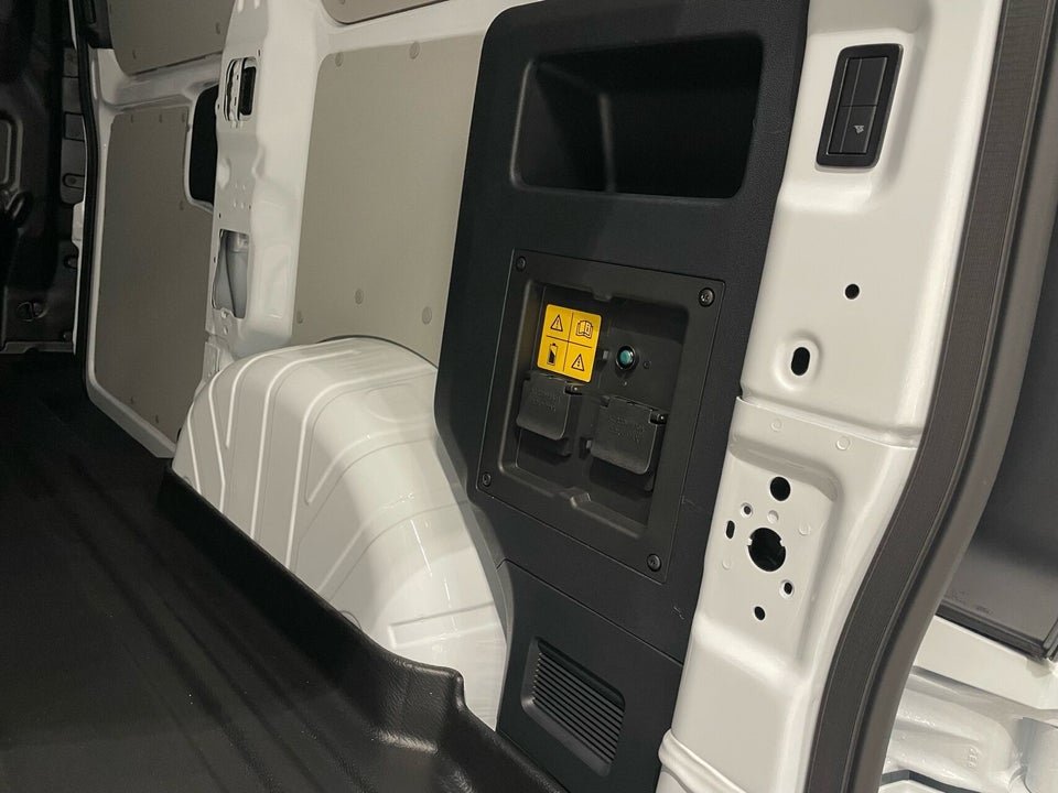 Ford E-Transit Custom 320L 64 Limited