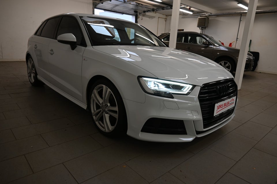 Audi A3 35 TFSi S-line Sportback S-tr. 5d