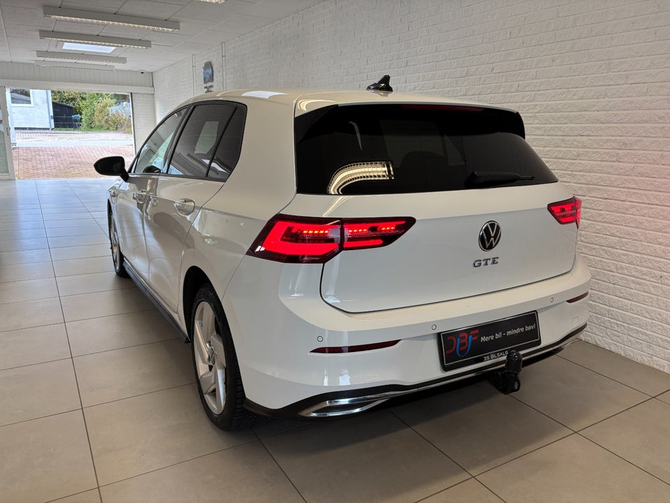 VW Golf VIII 1,4 GTE DSG 5d