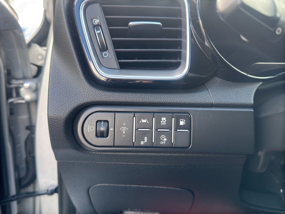 Kia XCeed 1,6 PHEV Upgrade DCT 5d