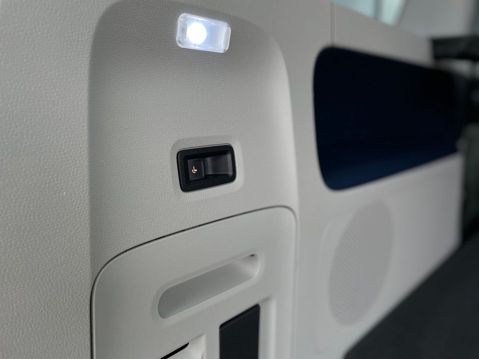 VW ID.Buzz 77 Style SWB 5d