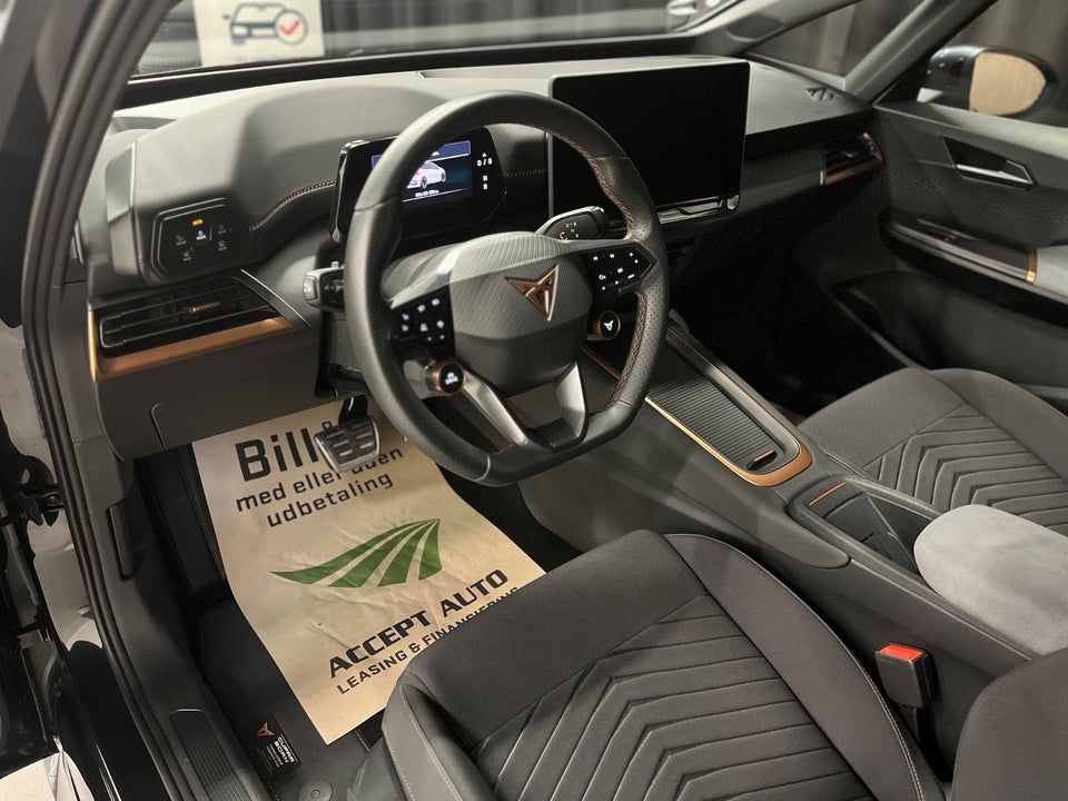 Cupra Born 59 e-Boost 5d