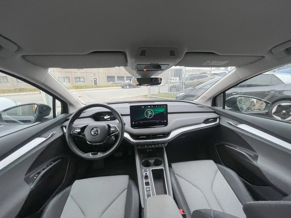 Skoda Enyaq 60 iV Loft 5d