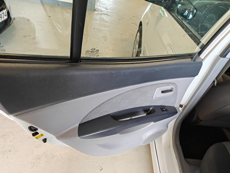Kia Picanto 1,1 EX 5d