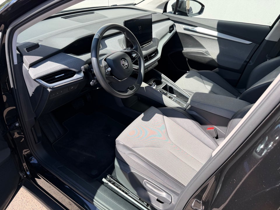 Skoda Enyaq 60 iV Loft 5d