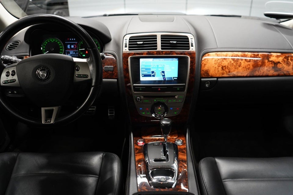 Jaguar XKR 4,2 V8 Coupé aut. 2d