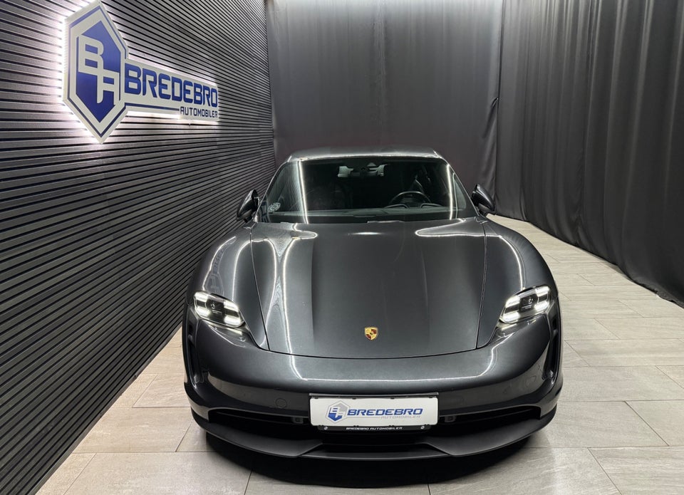 Porsche Taycan 4d
