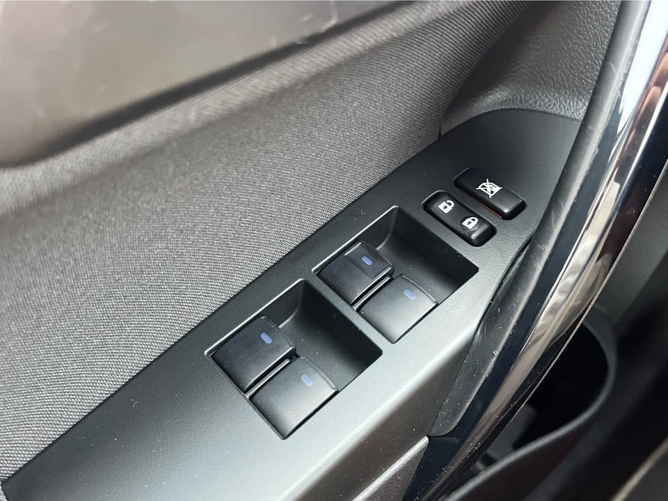 Toyota Auris 1,8 Hybrid H2 Selected CVT 5d