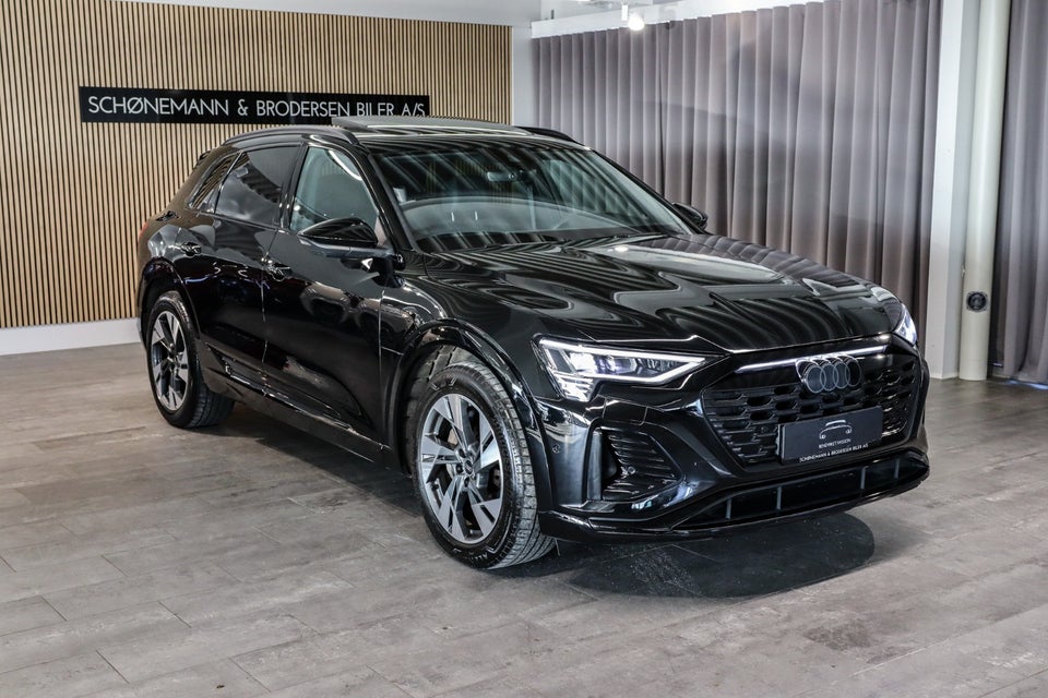 Audi Q8 e-tron 55 S-line Black Edition quattro 5d