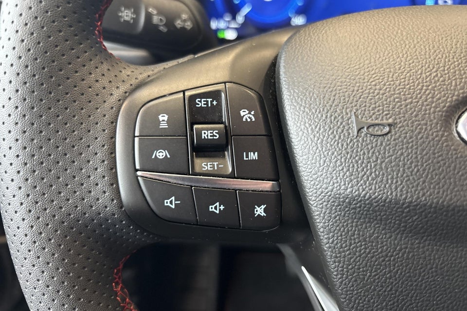 Ford Kuga 2,5 PHEV ST-Line X CVT 5d