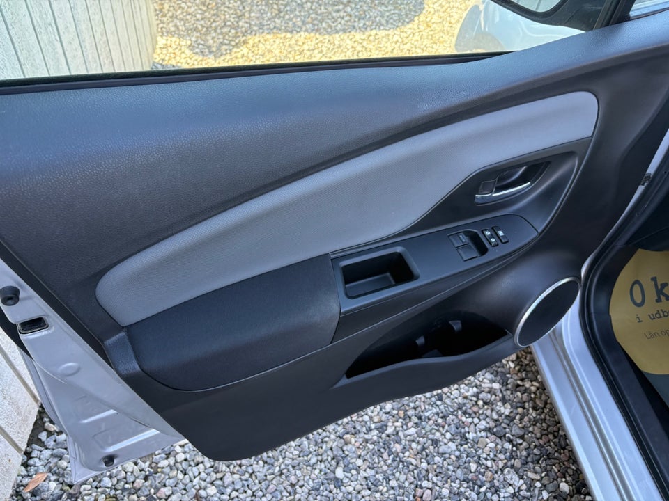 Toyota Yaris 1,5 Hybrid H2 Komfort e-CVT Van 5d