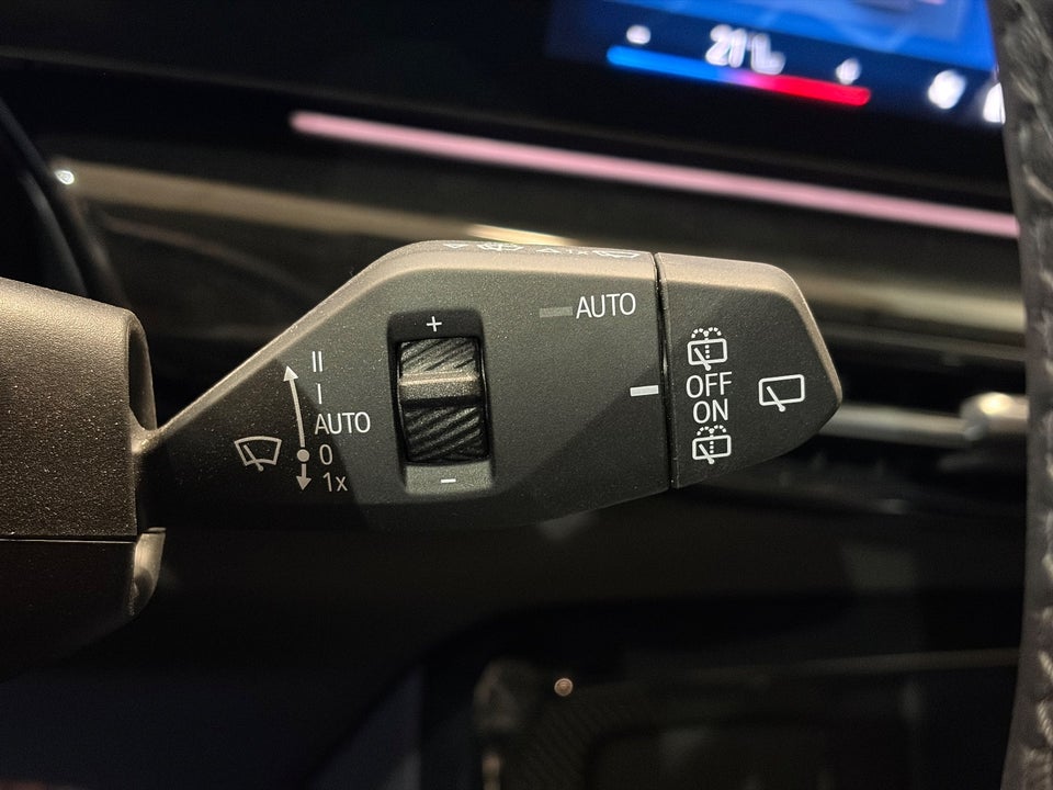 BMW iX1 xDrive30 X-Line 5d