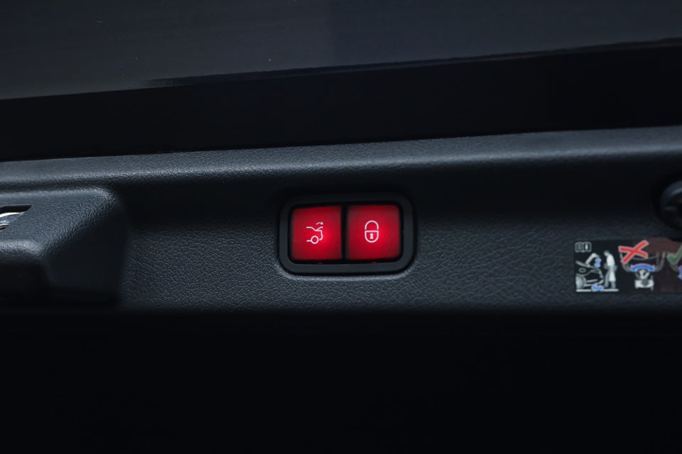 Mercedes EQE350 AMG Line 4d