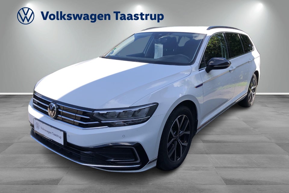 VW Passat 1,4 GTE High Variant DSG 5d